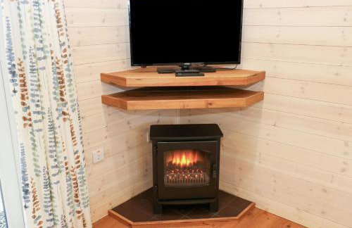 Dovestone Secluded Luxury Lodges sleeps 6 - pets welcome - Foto 6