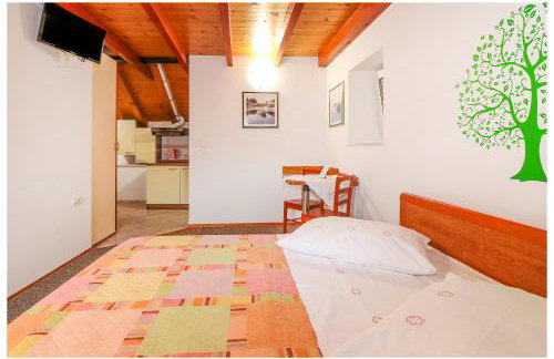 Apartments Mirabella - Photo 8