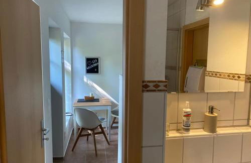 Kleines Ferienhäuschen im Grünen am Wasser - Foto 13