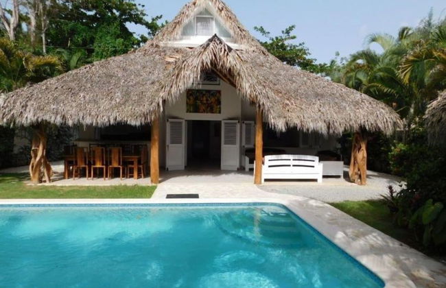 Pretty Caribbean Style Villa - Photo 21