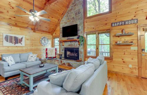 Mineral Bluff Cabin Hot Tub, Pets, and Peace - Foto 4