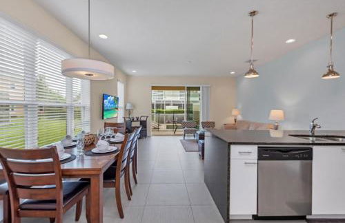 Serenity 3 Bed Townhome 3 Bedroom Townhouse by RedAwning - Foto 8