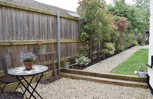 Blossom Lodge - Photo 12