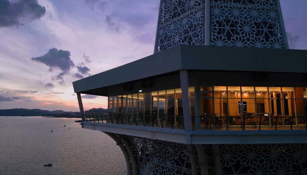 Enjoy local flavors at Sky Lounge