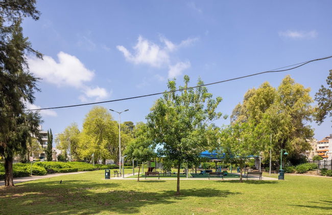 Homey Kiryat Haim Apt by Sea N Rent - Foto 29