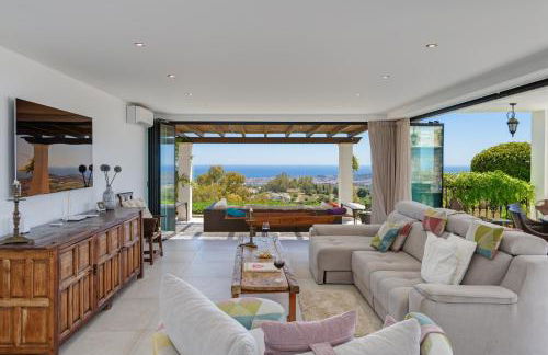 La Escala - 6 bedroom villa with pool - Photo 5