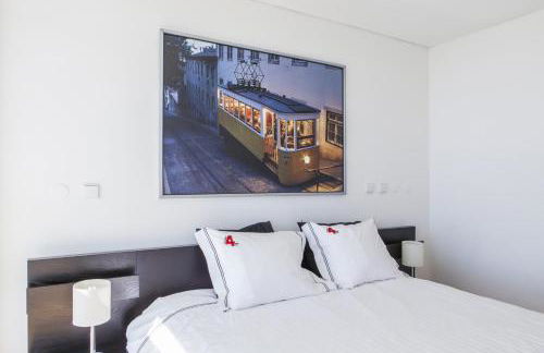 RENT4REST LISBON PARQUE DAS NAÇÕES 17Th FLOOR RIVER VIEW - Photo 65