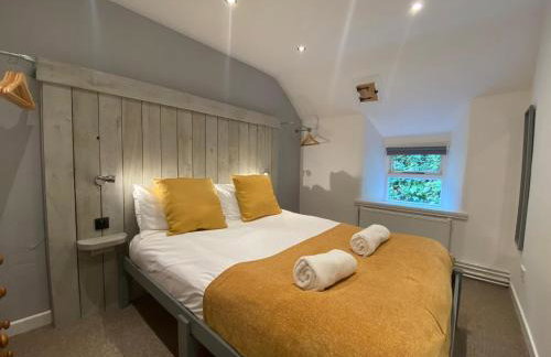 Farmhouse with Log Fire & On-Site Dog Field - Foto 2