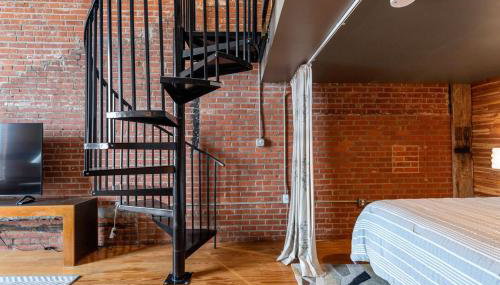 Industrial Modern Loft in Downtown Lafayette - Foto 2