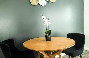 All You Need | Med Center Studio | Gated Parking! - Foto 16