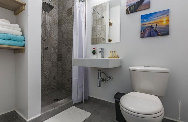 Turibana Plaza Suite 13 - Photo 12