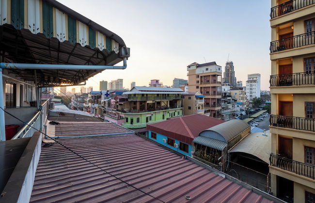 Lofty Comfort Stay-Relax by Soben Home - Photo 15