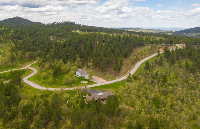 Larkspur Hills 5 BR Villa with Hot Tub - Photo 37