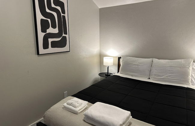 Cozy Charm Studio W 2BR I Fully Furnished - Photo 20