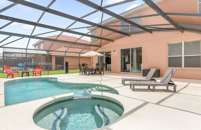 Large Spacious Home w Private Pool Hot Tub - Foto 8