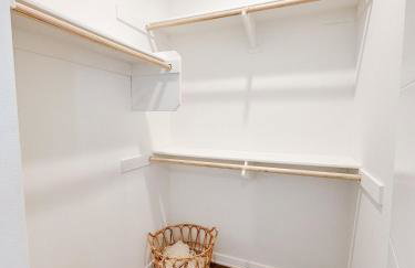Central, Urban Townhouse with Private Roof Deck - Foto 9