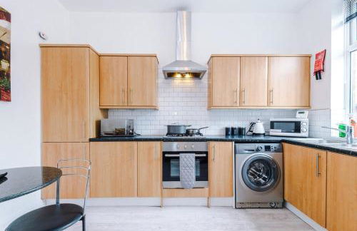 4BDR House By Eason Stays Short Lets Chorley - Foto 10