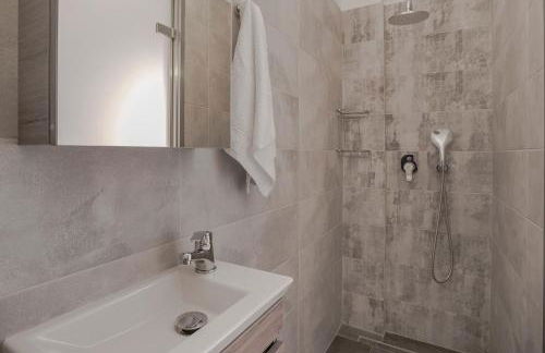 Queen Bee Residence - Photo 142