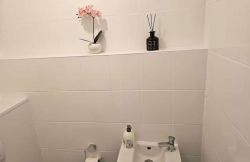 Chris Home - Mönchengladbach Minto - Foto 19