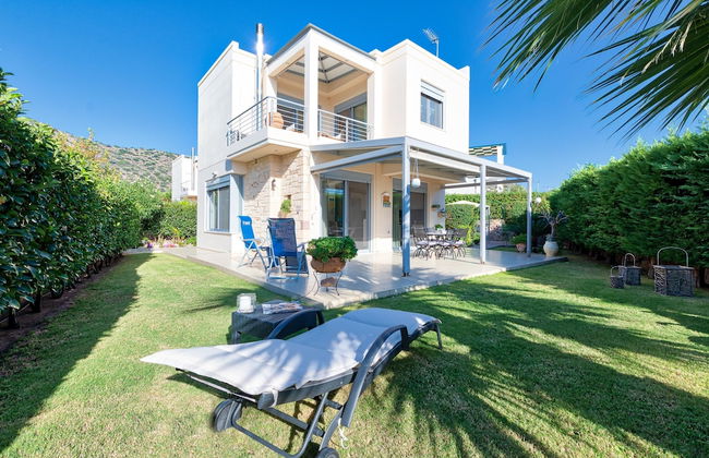 Elegant Maisonette Garden near Beach - Foto 1