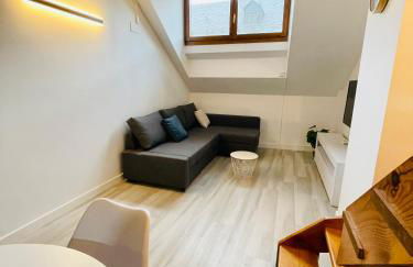 El Ático Nuevo en el centro con ascensor, garaje, aire acondicionado y WiFi - Photo 7