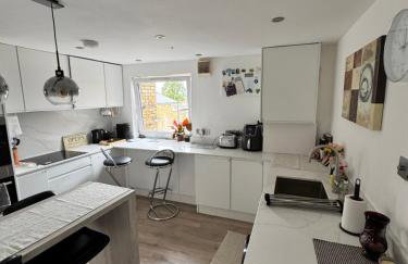 Sunset View 2BR Apartment - Beautiful London View & Free Parking - Foto 18