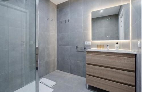 Villa Caterina, Luxury Villa with Heated Pool Ocean View in Adeje, Tenerife - Foto 39