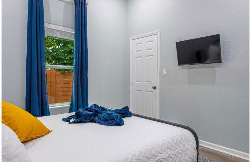 Comfort and Style 4br/3ba Near Riverwalk and Dtown - Foto 34