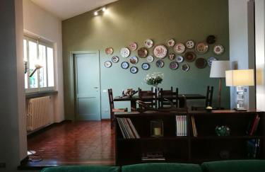 Hillside semi-detached villa with panoramic views - Foto 20