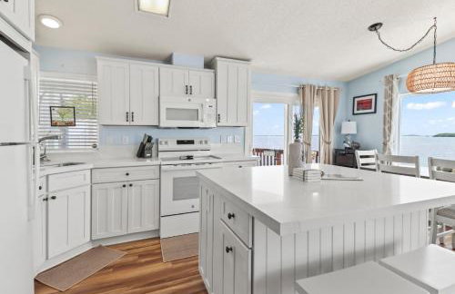 Oceanview Retreat with 60ft Seawall - Foto 4