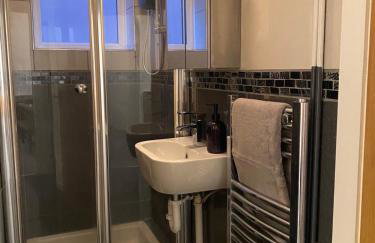 Spacious 3 bedroom House in Sheffield - Photo 11