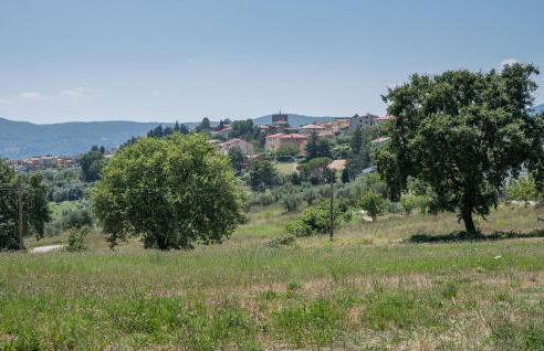 Nice Apartment In Avigliano Umbro - Foto 15
