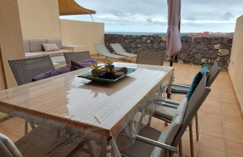 Relax and Quiet Apartment for remote working, with wonderful sea views in Poris de Abona, Tenerife - Canary Islands - Foto 3