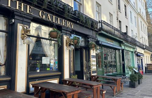 Central London Flat in Westminster - Photo 56