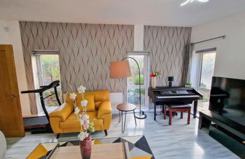 4 Bed Home in Altrincham by City SuperHost - Foto 34