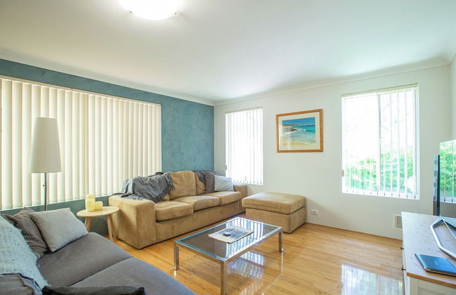 Retreat On Dolphin - Photo 6