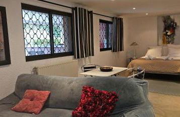 Le Clos Saint Jean, vue Cité, piscine et parking - Foto 39