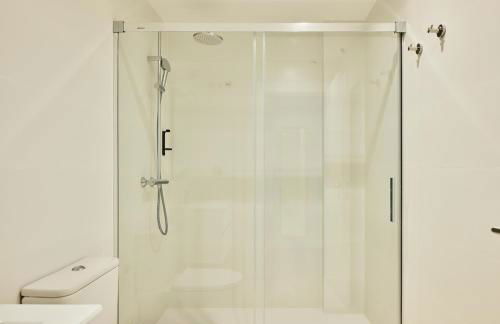 TARIFA ICEBERG 15 - Ático de lujo nuevo con Terraza Garaje y Piscina - Foto 7