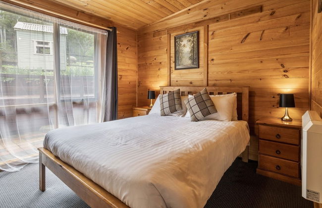 Mole Creek Cabins - Photo 19