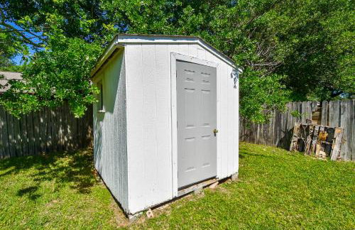 10 Minutes from IAH and Mall, Newly Rehabbed - Foto 79