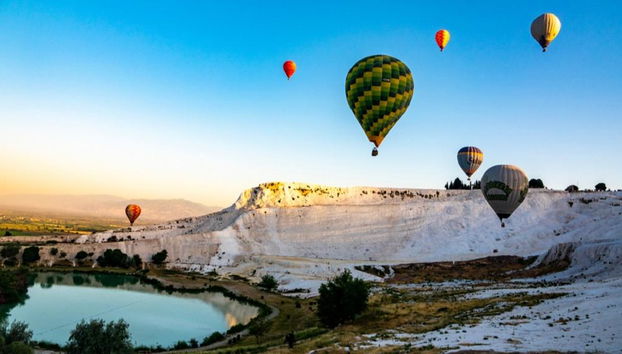 Hot Air Balloon Flight in Pamukkale - Foto 2