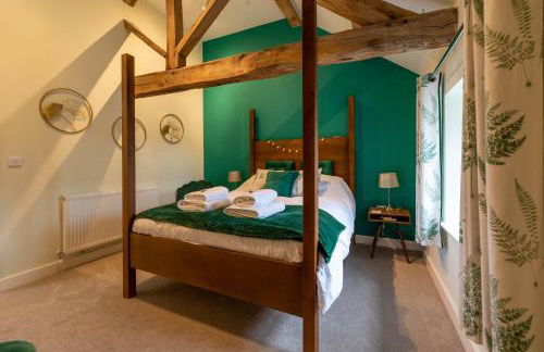Caer Fedwen Barns Dyffryn Cottage King bed self catering with Hot Tub - Foto 7