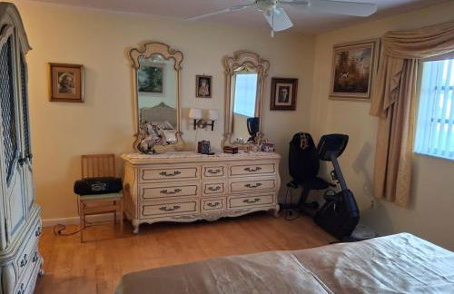 Family retreat with lake views and near Disney - Foto 36