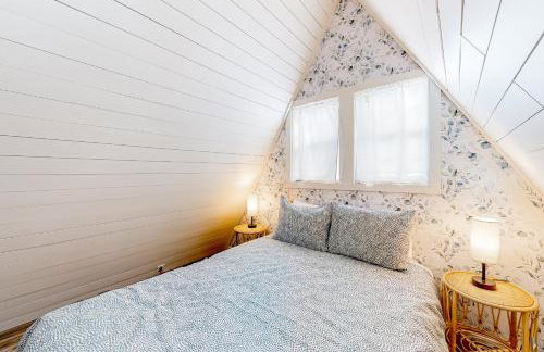 Dog Welcome Waterfront Home Sleeps 12 Firepit - Foto 26