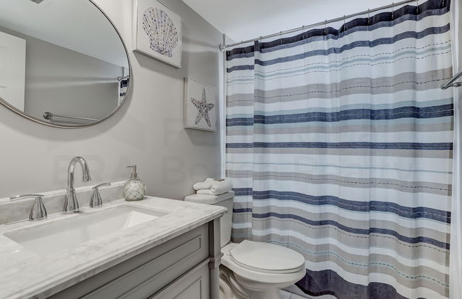 Fully Remodeled Condo with Atlantic Ocean View and Access to Private Fishing Pier by RedAwning - Foto 26