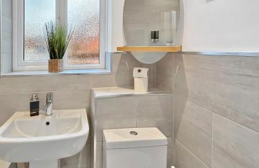 Amaya Three - Newly Renovated - Sleeps 6 - Grantham - Garden & Driveway - Free Gym Access - Foto 7