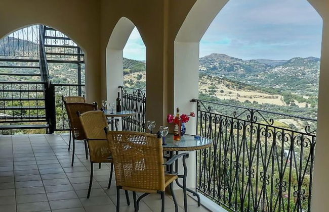 Amazing Villa Amare With Stunning Views - Photo 26