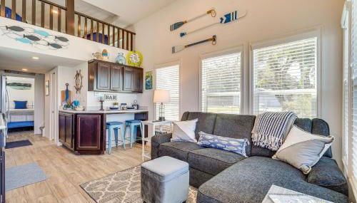 Riverfront Isleton Cottage Less Than 1 Mi to Rio Vista! - Photo 3