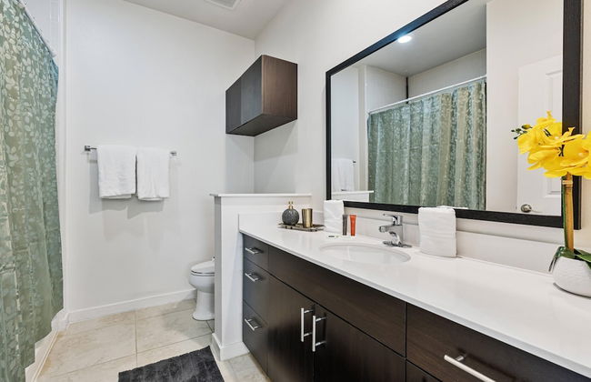 Private Hot Tub 3-bedroom 8 Miles From Disney - Photo 42