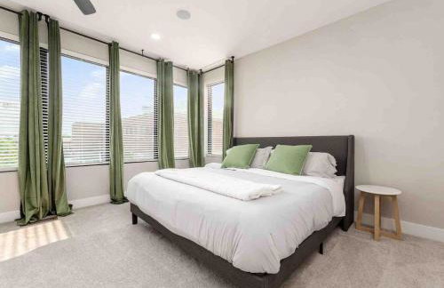 New Build, Downtown Views, next to NCH - Foto 49